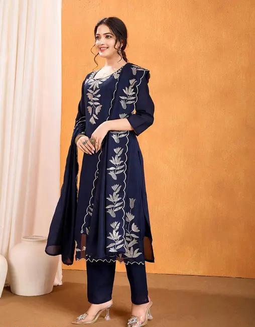 Elegant Embroidered Kurta Set with Dupatta & Pants – 3-Piece Ethnic Wear for Women
